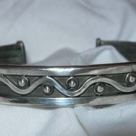 Bangle in sterling silver