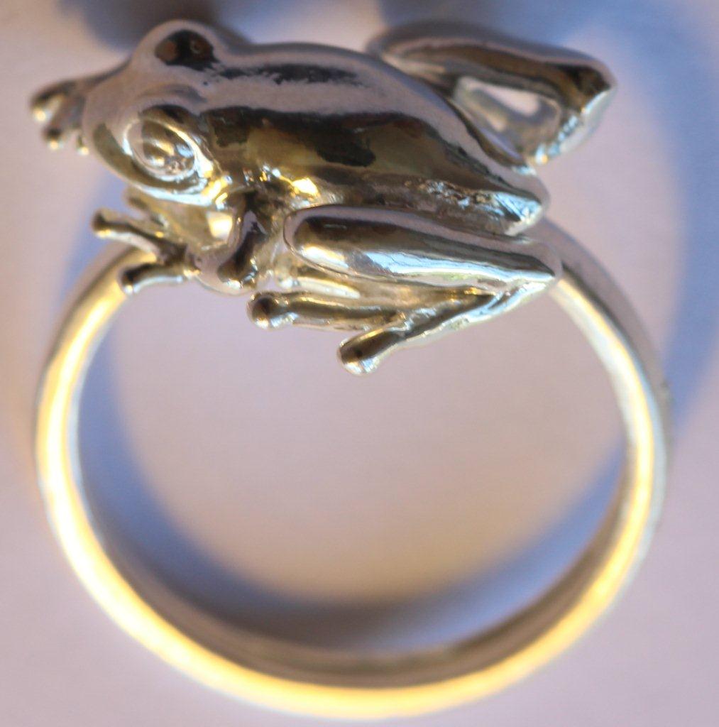 Frog (small) ring in plated silver