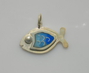 Fish of happiness pendant in sterling silver with cloisonné vitreous enamel   